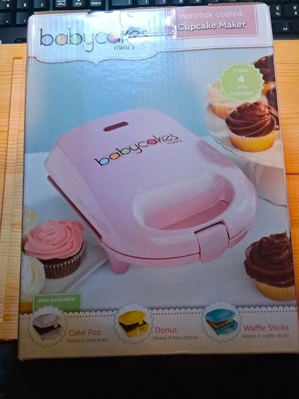 Mini Cupcake Maker - Pink